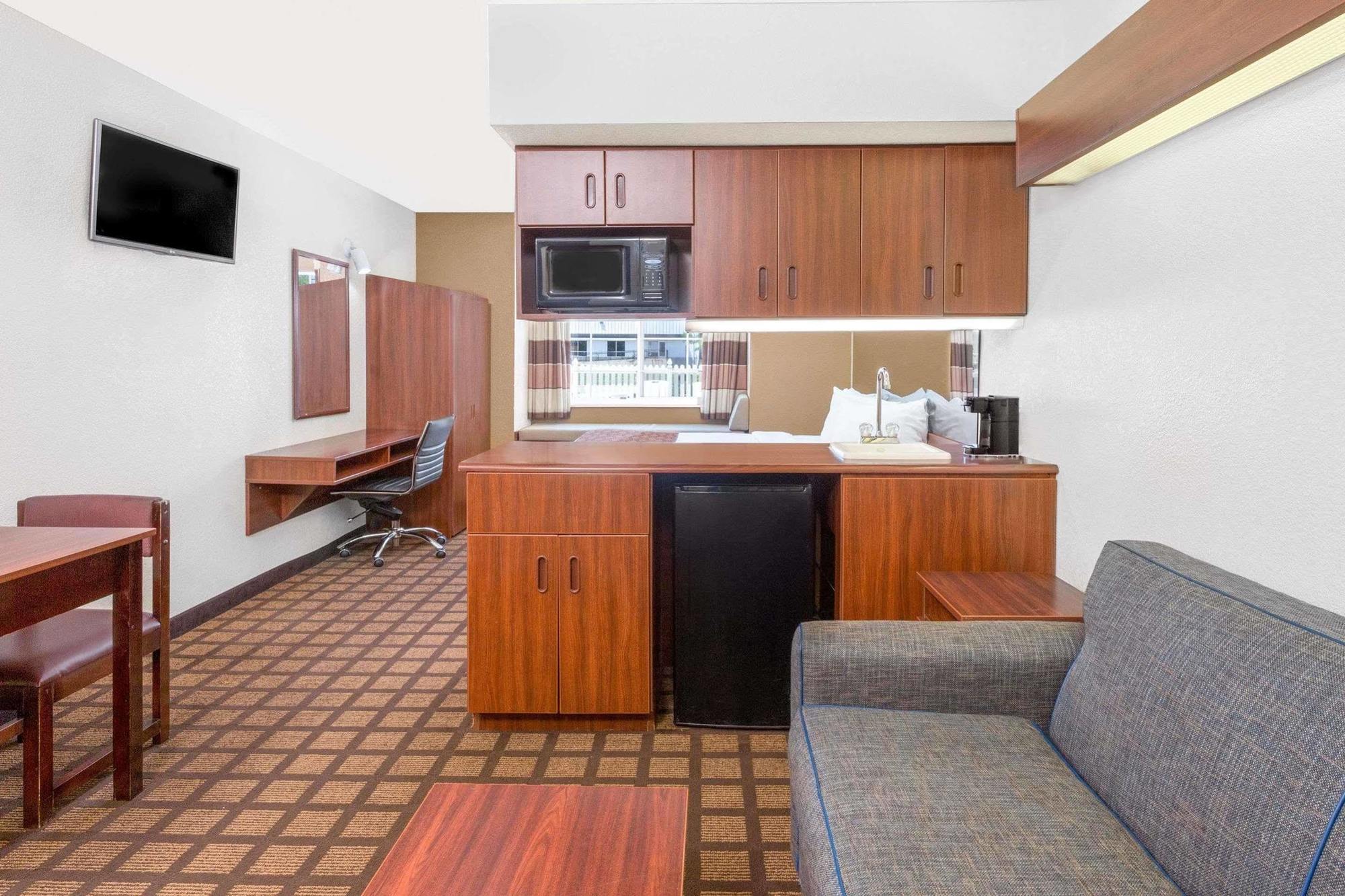 Microtel Inn & Suites By Wyndham Грин Бэй Экстерьер фото