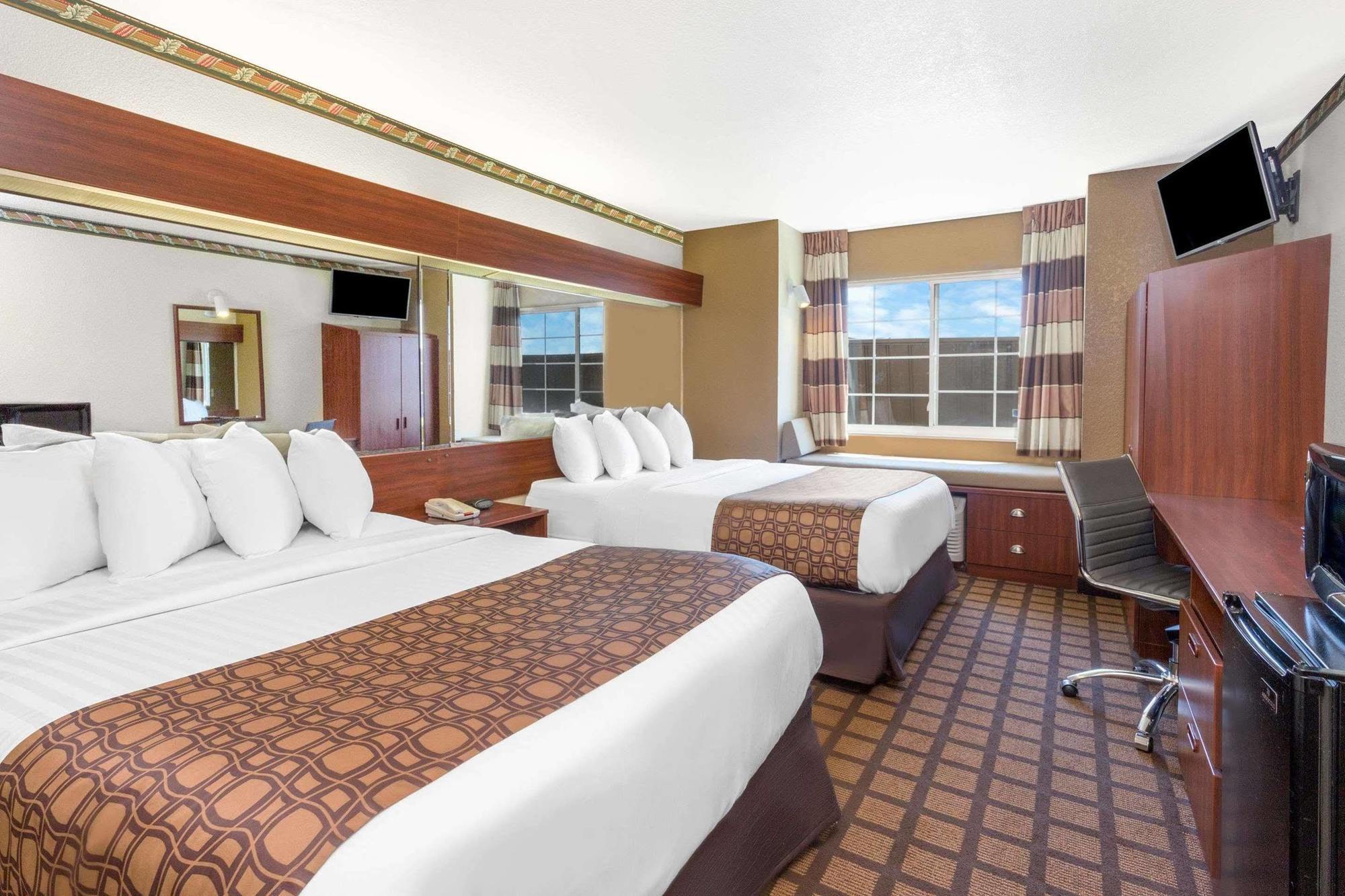 Microtel Inn & Suites By Wyndham Грин Бэй Экстерьер фото